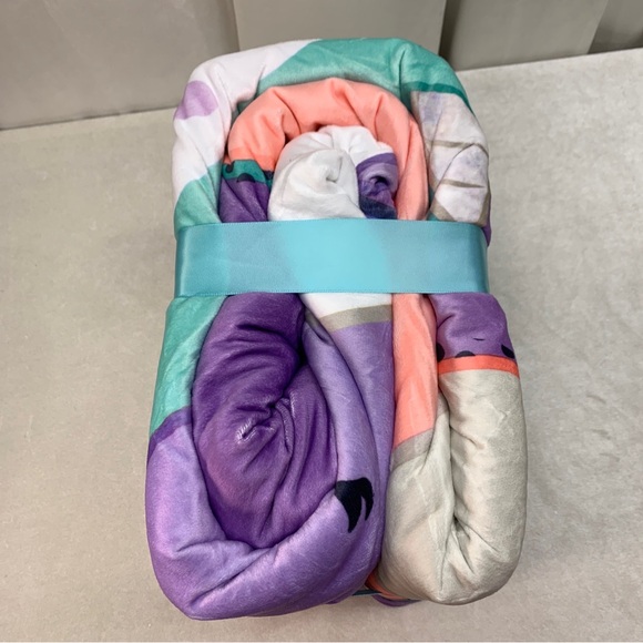 NEW Squishmallows Snuggle Throw Blanket axolotyl unicorn 50x70 in super soft - Picture 5 of 9